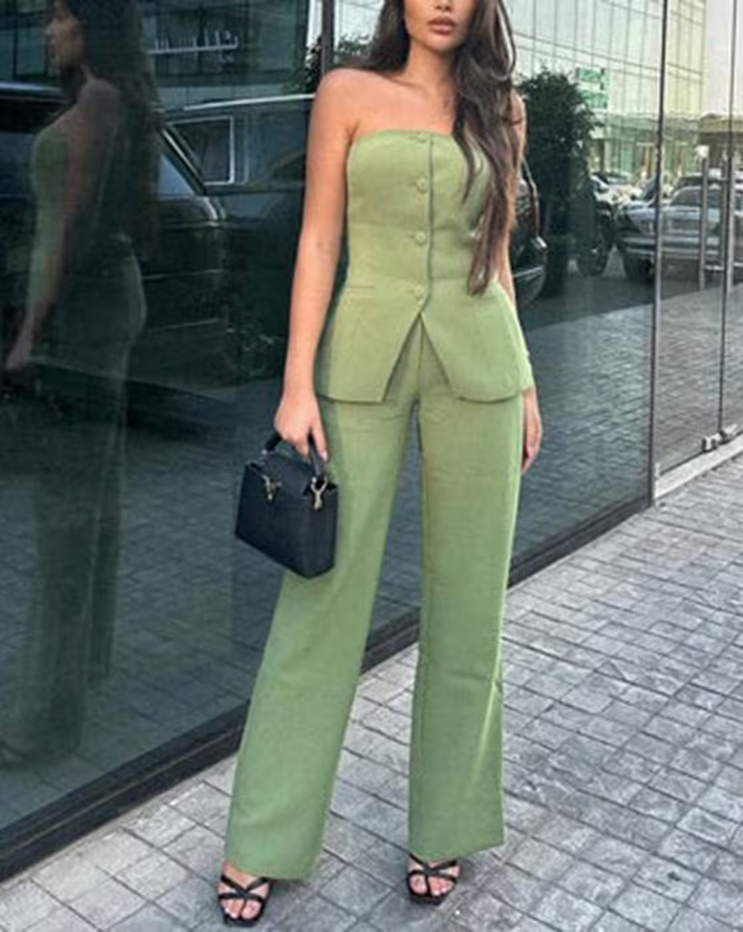 BRIA - Two-Piece Sleeveless Buttoned Set