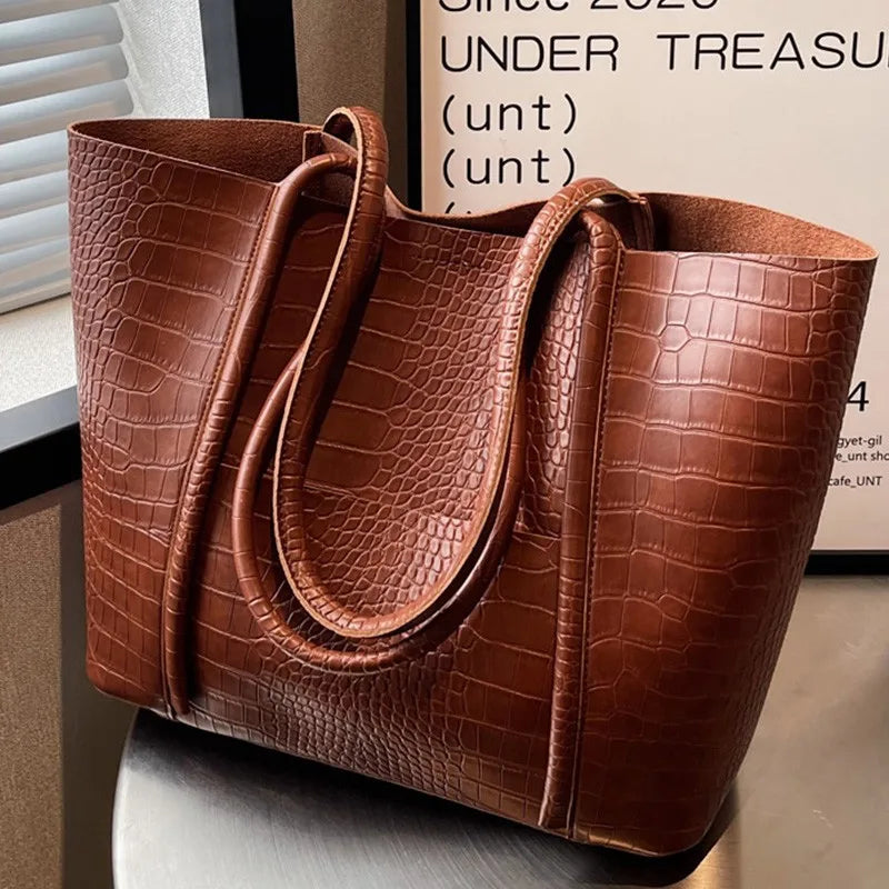 Christina™ | Refined Shoulder Bag