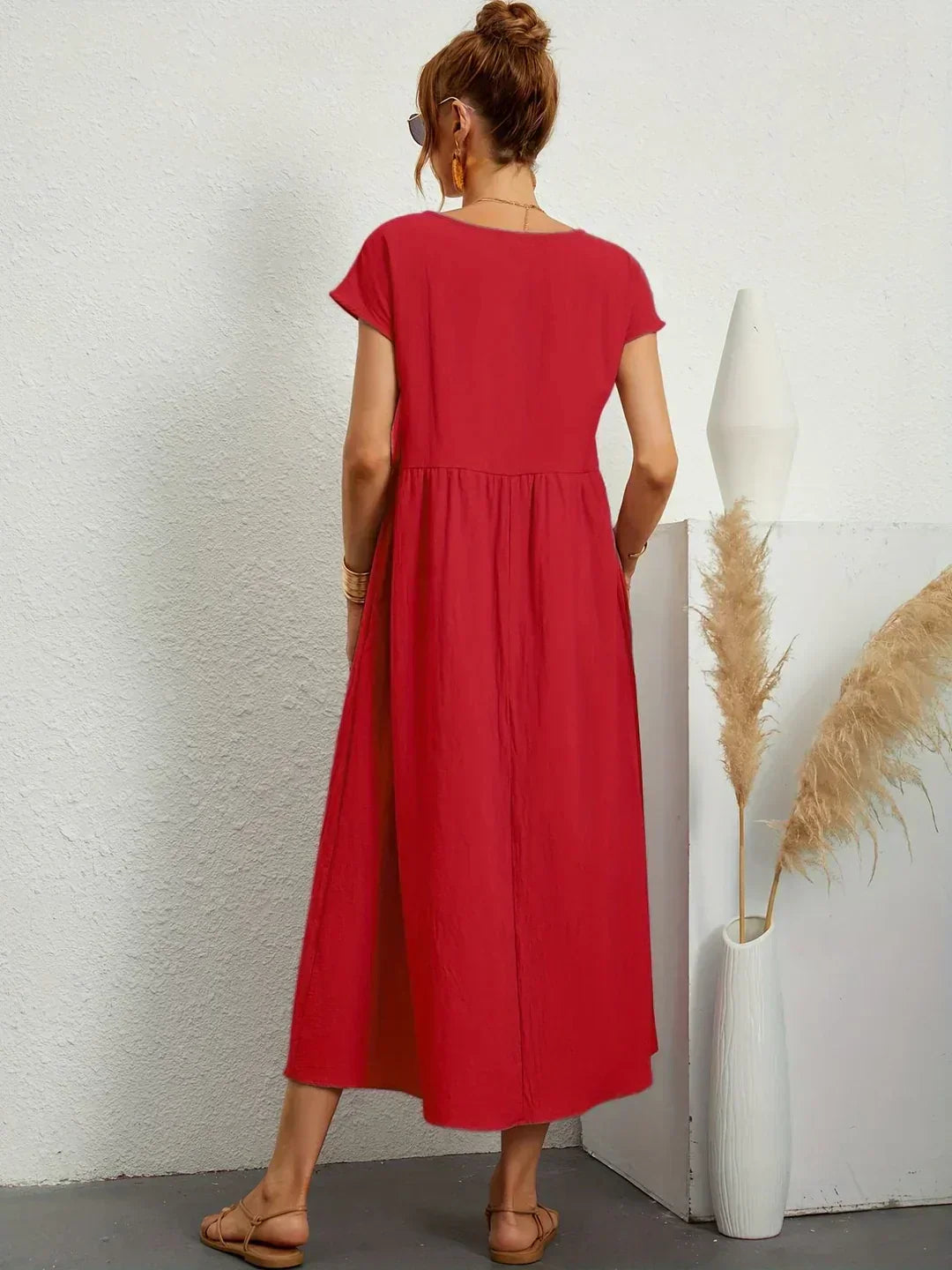 HEIKE | FLOATING MIDI DRESS OF TIMELESS ELEGANCE