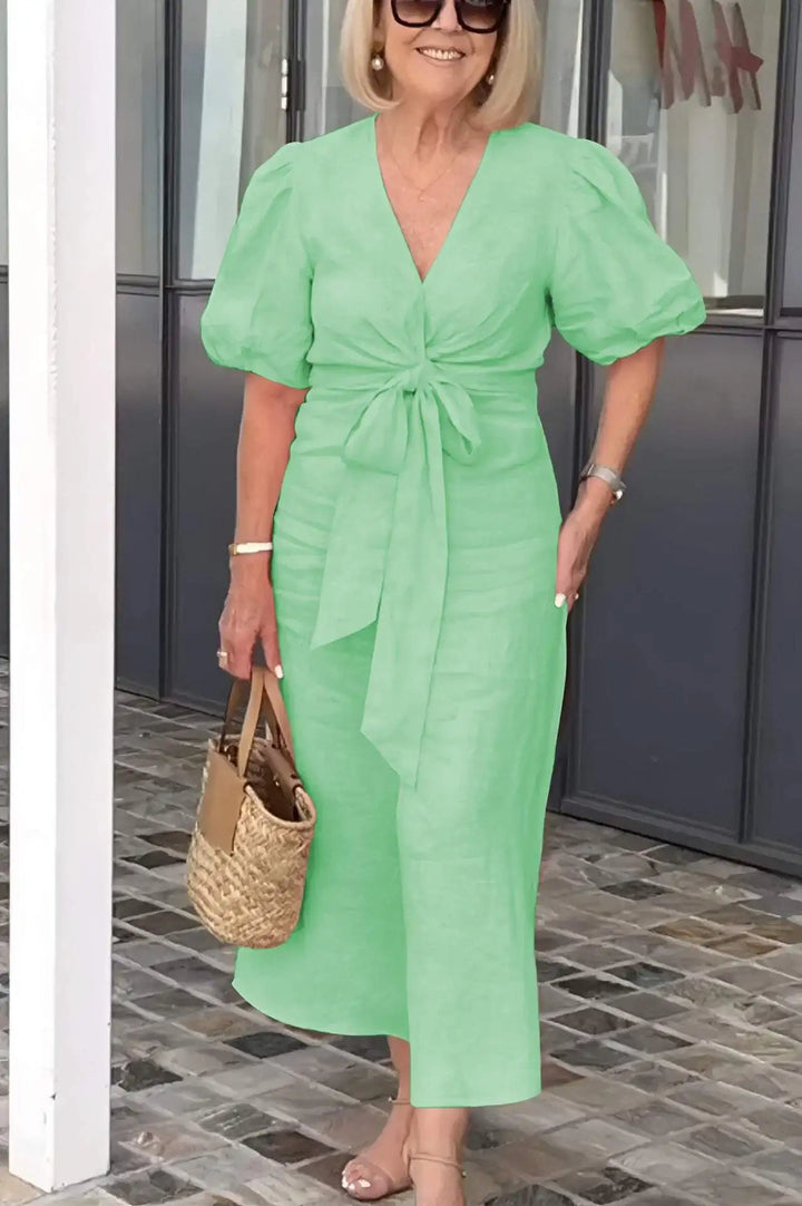 LYNORA | ELEGANT MIDI DRESS WITH V-NECK