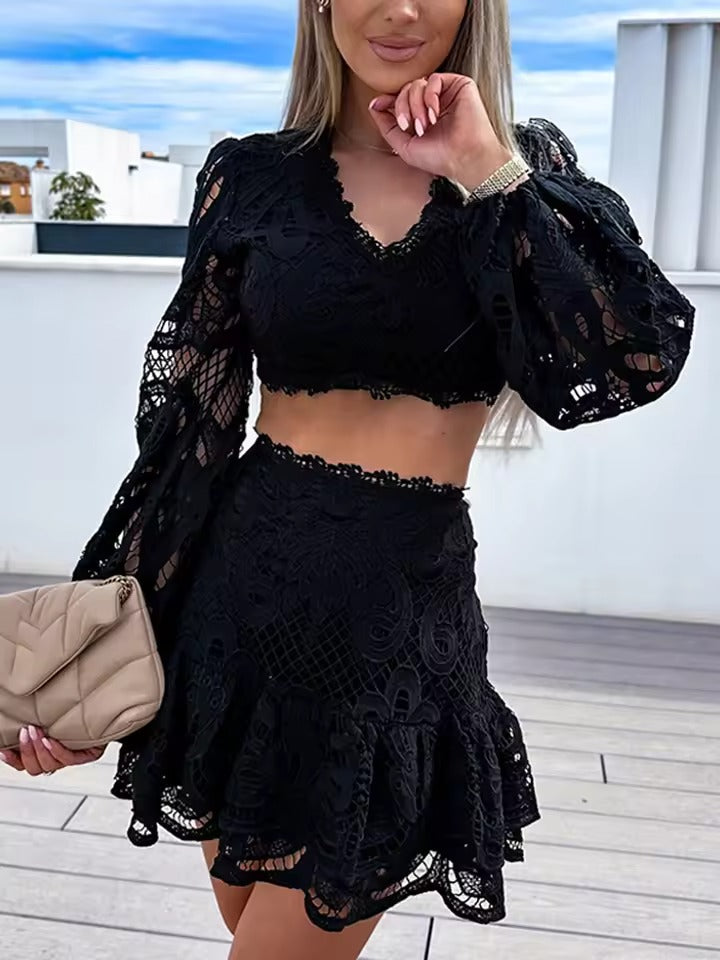 Jess - Elegant Lace Ensemble