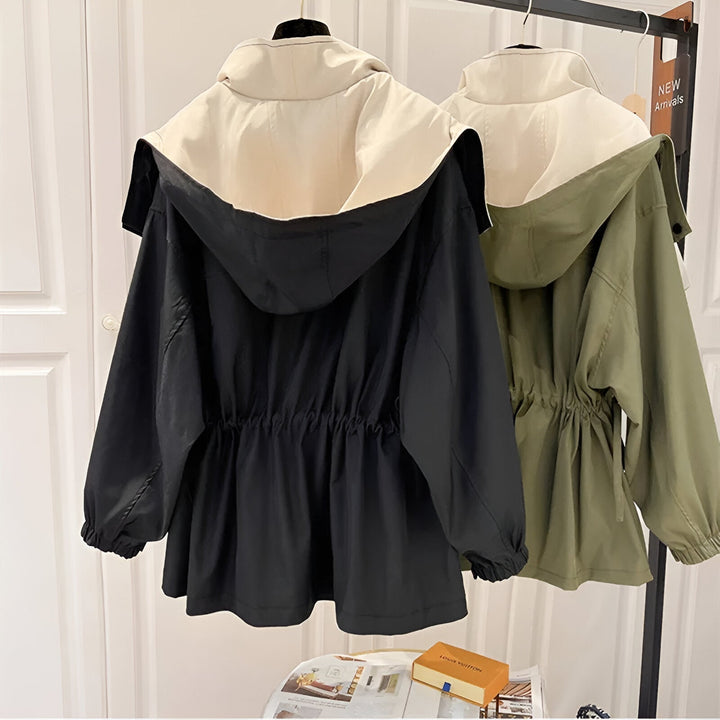 Alvienne – Elegant jacket with weather and wind protection