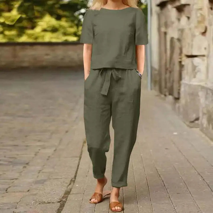 Charm™ - Chic Two-Piece Loungewear Set